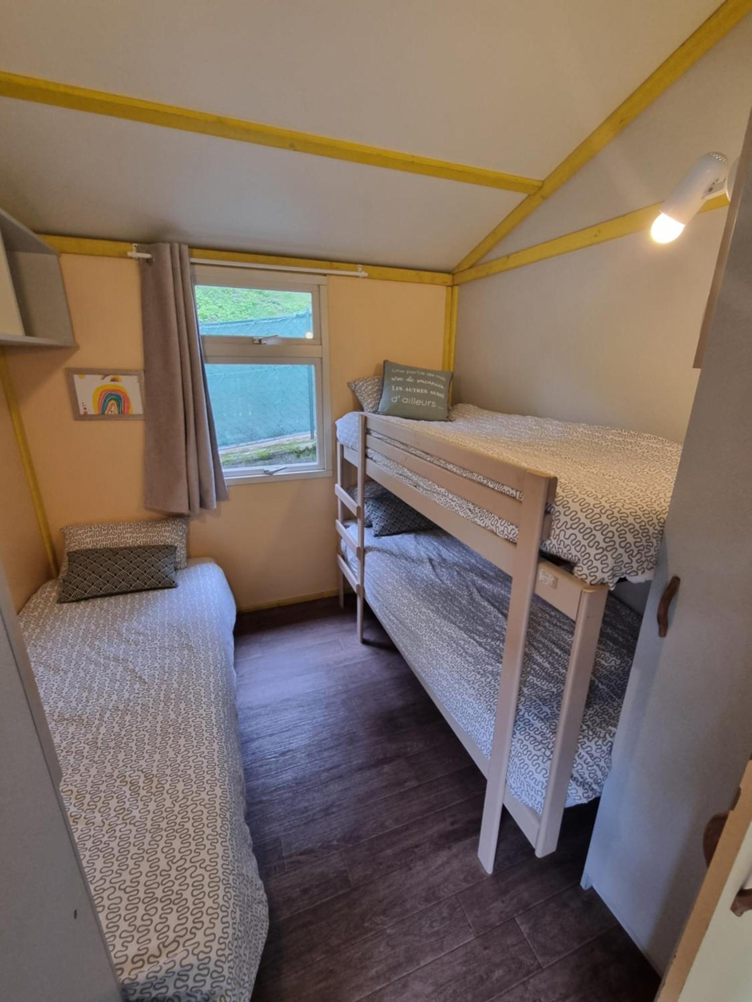 Camping L'Oree Des Cevennes Saint-Jean-de-Valériscle Exterior foto